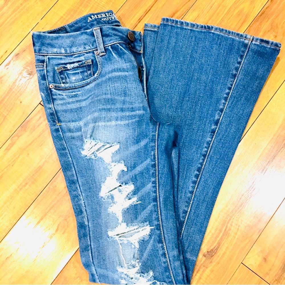 American Eagle outfitters boho artist flare distressed one pocket design